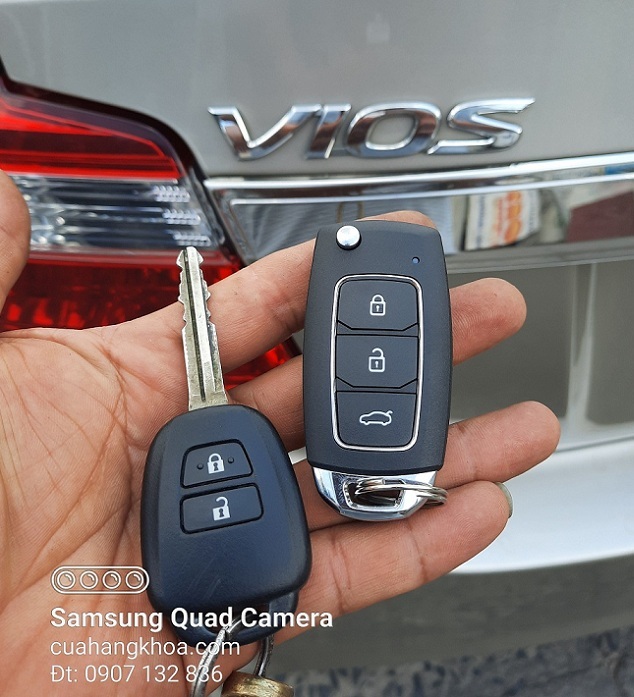 Làm Chìa Khóa Gập Toyota