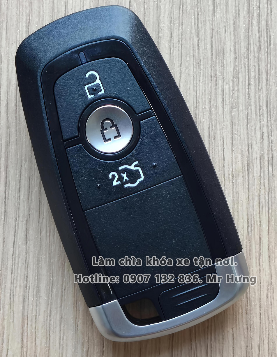 Chìa Khóa Ford Everest