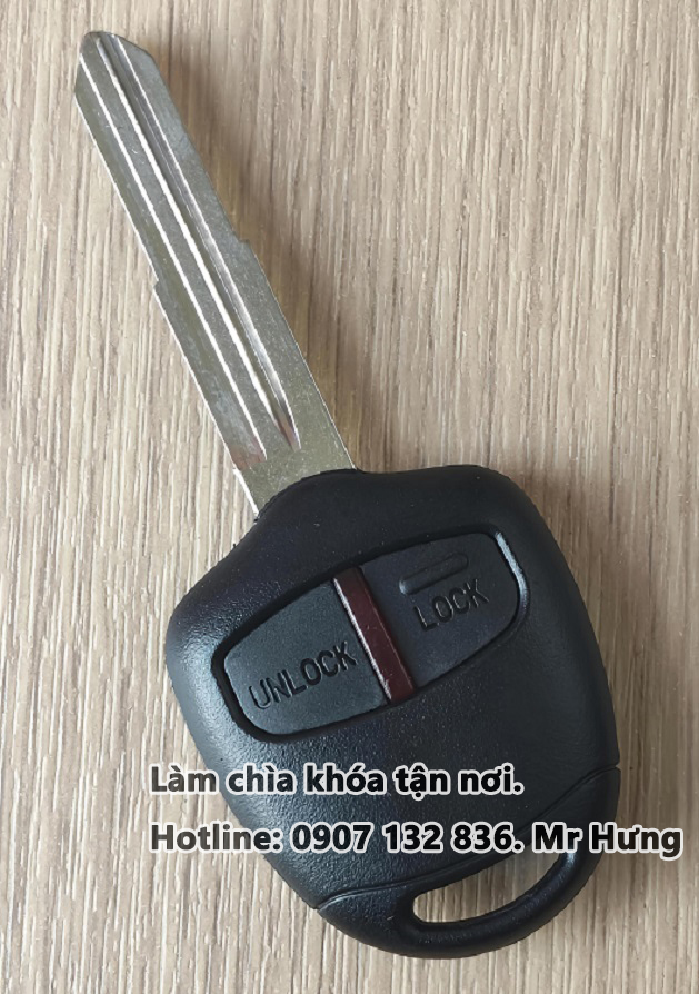 Chìa Khóa Mitsubishi Triton