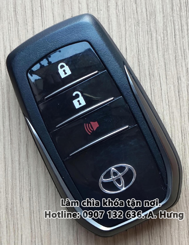 Chìa Khóa Toyota Hilux