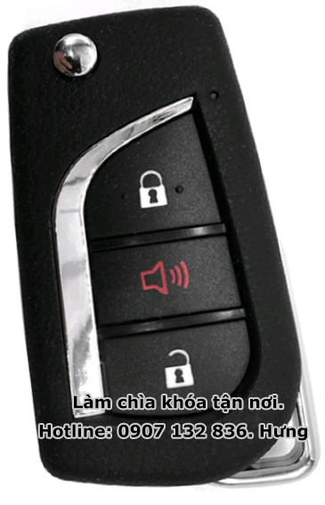 CHÌA KHÓA INNOVA VENTURER 