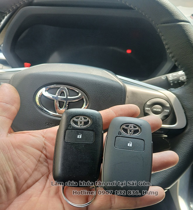 Chìa Khóa Toyota Veloz - Raize
